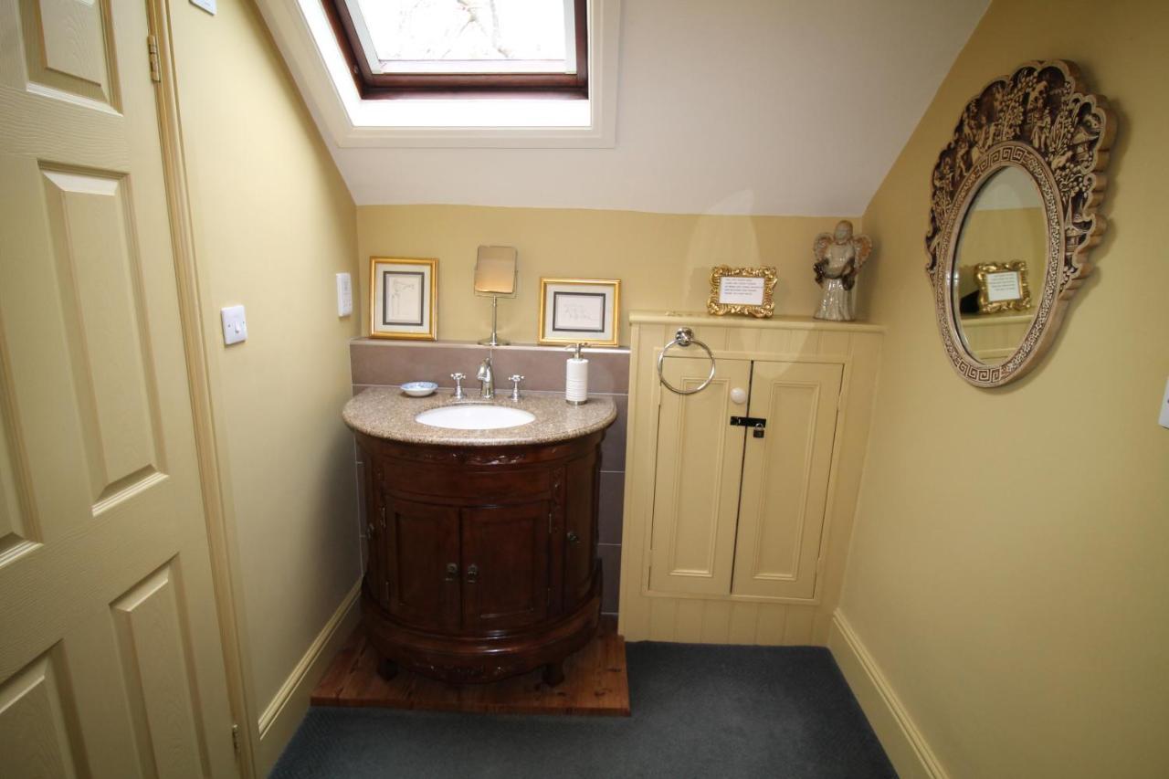 The Coach House Villa Whitby Luaran gambar
